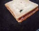 A picture of step 4 of Simple Vegetable Sandwich.