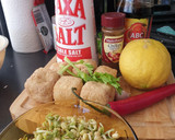 A picture of step 1 of Tofu salad.
