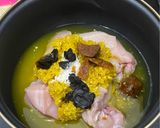 Foto langkah ke 2 dari resep Frozen Food Ayam Bacem Kuning Simple.