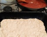 Foto del paso 3 de la receta: Pizza con muzzarela y aceitunas 🍕😋