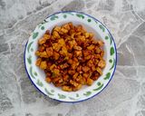 Foto langkah ke 3 dari resep Orek Tempe Tahu Daun Bawang.