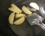 A picture of step 1 of Okhra gravy.