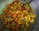 A picture of step 4 of Aloo Gobhi.