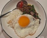 Foto langkah ke 9 dari resep Pad Kra Pao (Thai Beef Basil) #73.