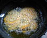 A picture of step 8 of Moongdal chaklis.