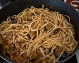 Φωτογραφία βήματος 6 της συνταγής Linguini ολικής άλεσης με κιμά μελιτζάνες κ πιπεριές καταπληκτική μακαρονάδα