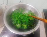 Hình bước làm 4 của món Mẹo xay rau má xanh rờn
