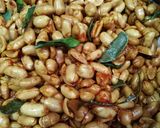 Foto langkah ke 5 dari resep Kacang Thailand manis pedas daun jeruk.