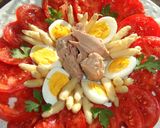 Foto del paso 2 de la receta: Fuente de tomates con mayonesa rosada