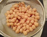 Foto del paso 1 de la receta: Guiso de Garbanzos con sofrito de tomate