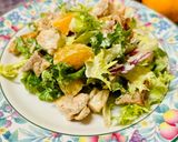 A picture of step 7 of Salad with chicken and tangerines.