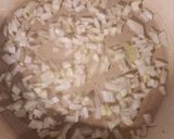 Foto del paso 1 de la receta: Pechuga de pollo con crema y verdeo!