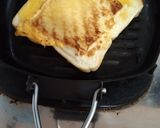 Foto langkah ke 3 dari resep Roti Telur Bakar.