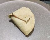 A picture of step 4 of Roti Pizza Wrap.