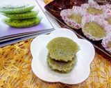 A picture of step 4 of Honey Kiwi Pops.