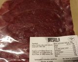 A picture of step 1 of Involtini di bresaola e caprino.