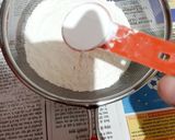 A picture of step 1 of Vanila dry cake.