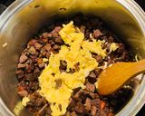 Foto del paso 4 de la receta: Arroz Chaufa de carne y chorizo con quinoa tricolor