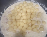 Foto del paso 6 de la receta: Gnocchi con salsa de queso gorgonzola, pera, bacon y nueces