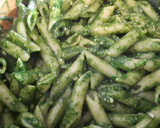 Foto del paso 5 de la receta: Pasta con pesto de albahaca y anacardos