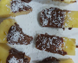 Foto del paso 1 de la receta: Piña colada con chocolate🍍🍍🍫🍫