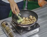 รูปขั้นตอนการทำที่ 10 ของ สามชั้นคั่วพริกเกลือ หอม อร่อย ทานไม่เคยเหลือ
