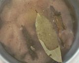 A picture of step 1 of Chicken Stock.