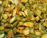 Foto del passaggio 2 della ricetta Zucchine e tonno