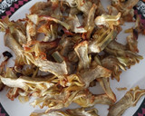 Foto del paso 6 de la receta: Lasaña de carne de hamburguesas con albahaca y alcachofas