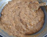 A picture of step 2 of Anjeer Halwa.