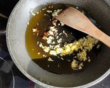 A picture of step 2 of 🍝 Pasta Aglio, Olio e Peperoncino.