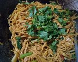 Foto langkah ke 6 dari resep Mie Goreng Terasi.