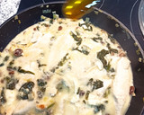 Foto del paso 5 de la receta: Solomillo en salsa de espinacas 🥬 y queso de cabra 🧀🐐