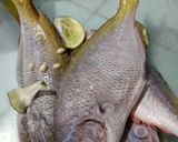 Foto langkah ke 1 dari resep Ikan Ekor Kuning Masak Tauco.