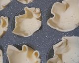 Foto del passaggio 2 della ricetta Cestini di sfoglia