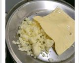 A picture of step 2 of Cheesy Chicken Pasta.