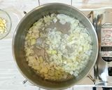 Foto langkah ke 3 dari resep Sup Jagung dengan Asparagus.