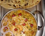 A picture of step 5 of Methi Matar Malai.