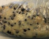A picture of step 2 of White Day Easy Chocolate Chip Cookies.