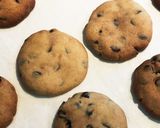 A picture of step 4 of White Day Easy Chocolate Chip Cookies.