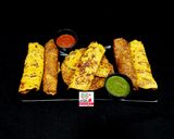 A picture of step 4 of Mix Veg Besan Chilla.
