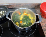 Foto del paso 2 de la receta: Acelgas con bacalao