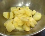 બી બટેટા ની ફરાળી ખિચડી.(Peanuts Potato Farali khichdi Recipe in Gujarati) રેસીપી સ્ટેપ2ફોટો