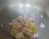 A picture of step 4 of Mix Veg Noodles.