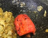 Foto del paso 4 de la receta: Salsa martajada con habanero deshidratado a la Sonorense