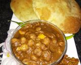 A picture of step 23 of Chole bhature.