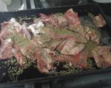 Foto del paso 1 de la receta: Cordero guisado con batata y cebolla caramelizada