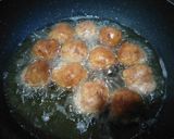 Foto langkah ke 4 dari resep 164. Bakso Goreng Kornet.