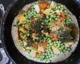 A picture of step 5 of Aloo methi sabzi.