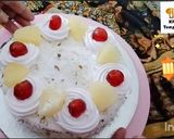 A picture of step 6 of Pineapple Cream Cake.